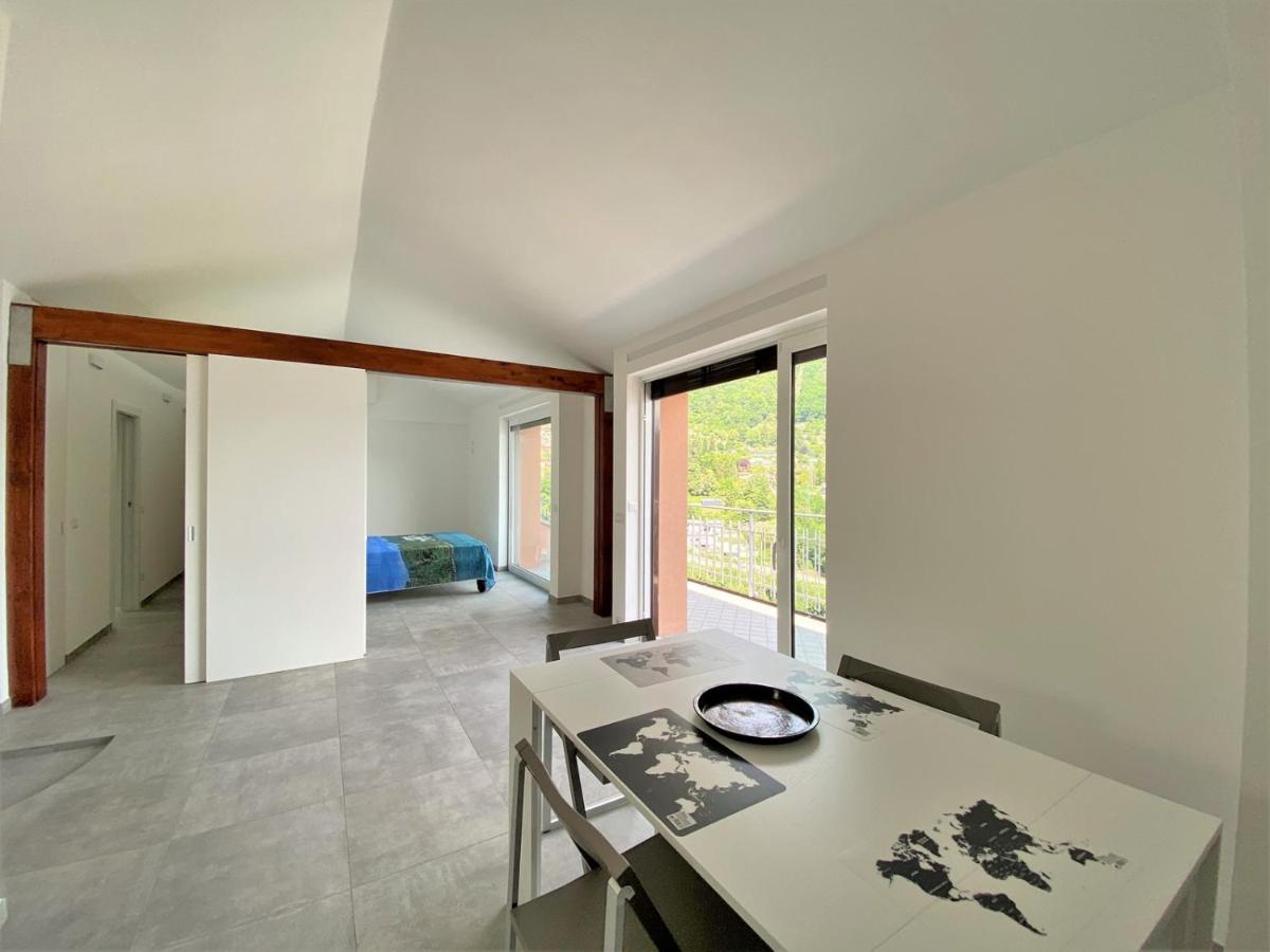アルジェーニョLa Rondinella - Loft With Fantastic View On Lake Comoアパートメント エクステリア 写真
