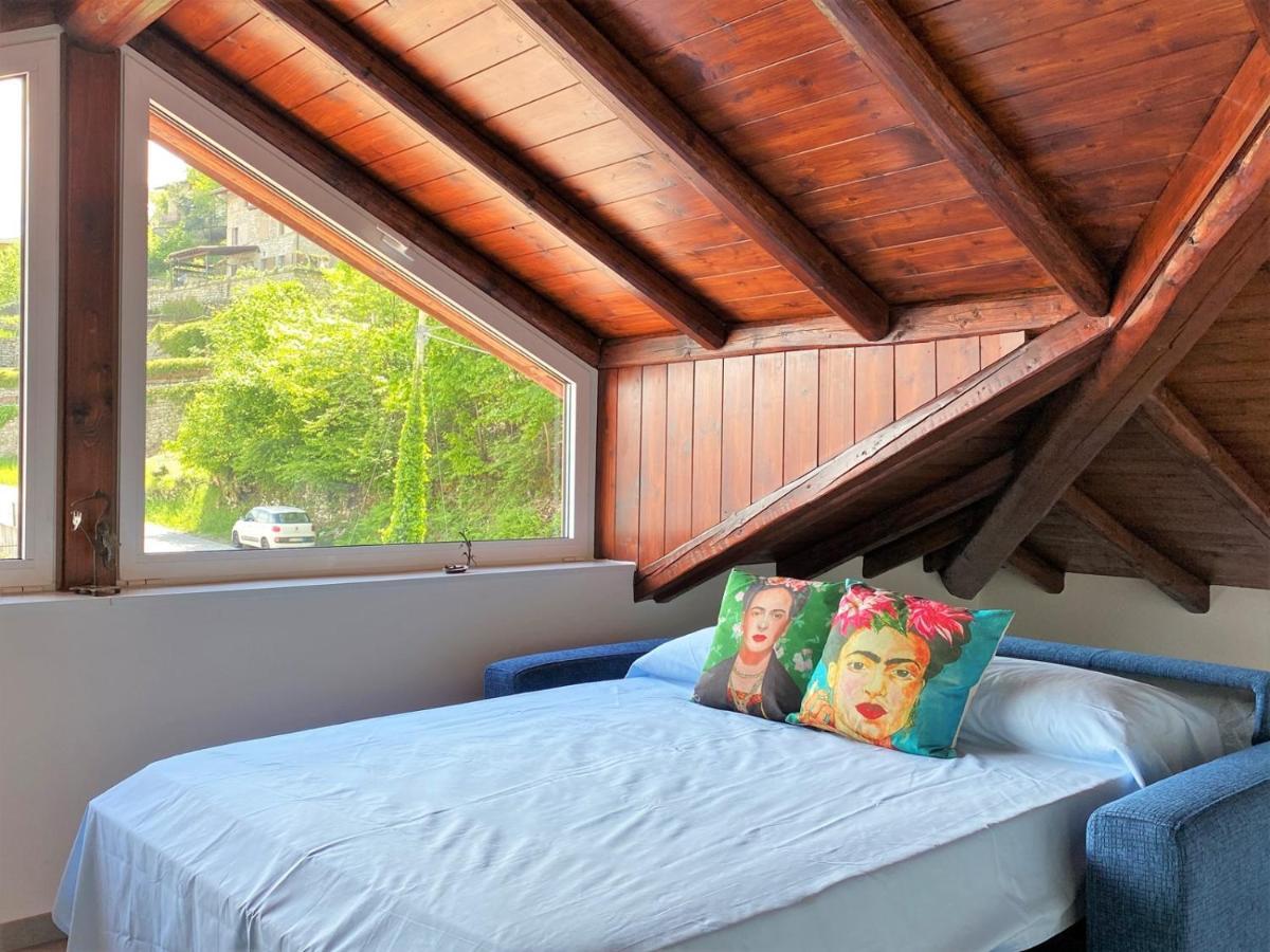 アルジェーニョLa Rondinella - Loft With Fantastic View On Lake Comoアパートメント エクステリア 写真