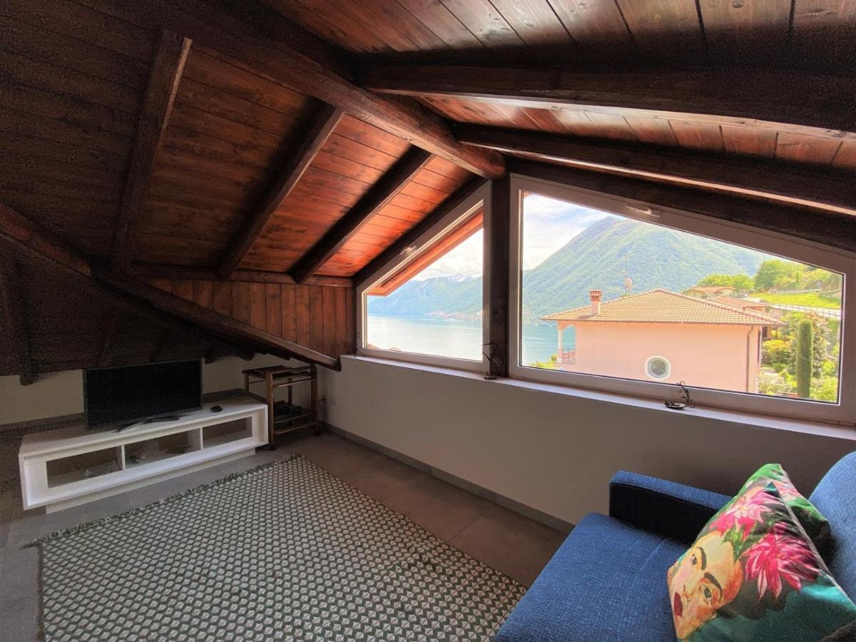 アルジェーニョLa Rondinella - Loft With Fantastic View On Lake Comoアパートメント エクステリア 写真