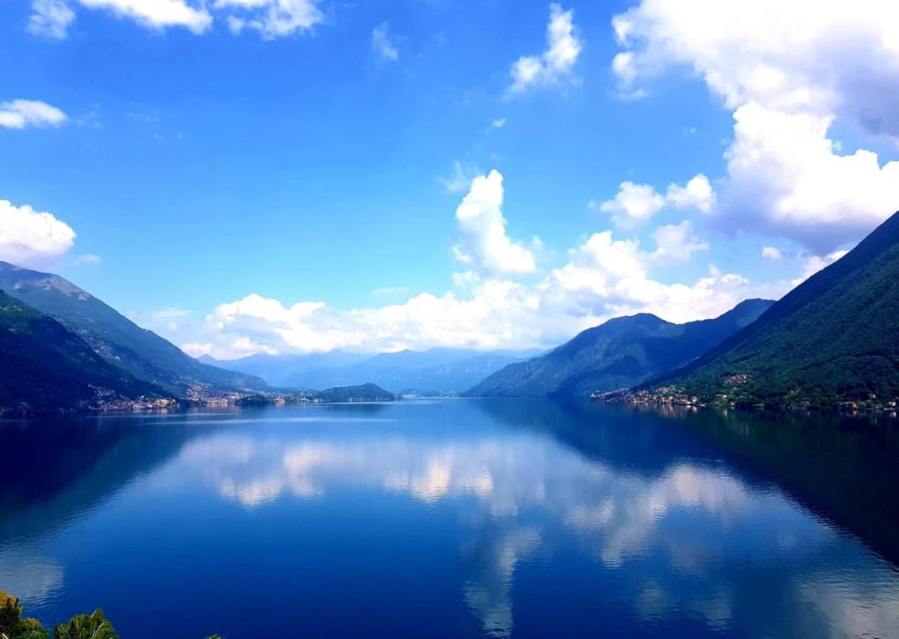アルジェーニョLa Rondinella - Loft With Fantastic View On Lake Comoアパートメント エクステリア 写真
